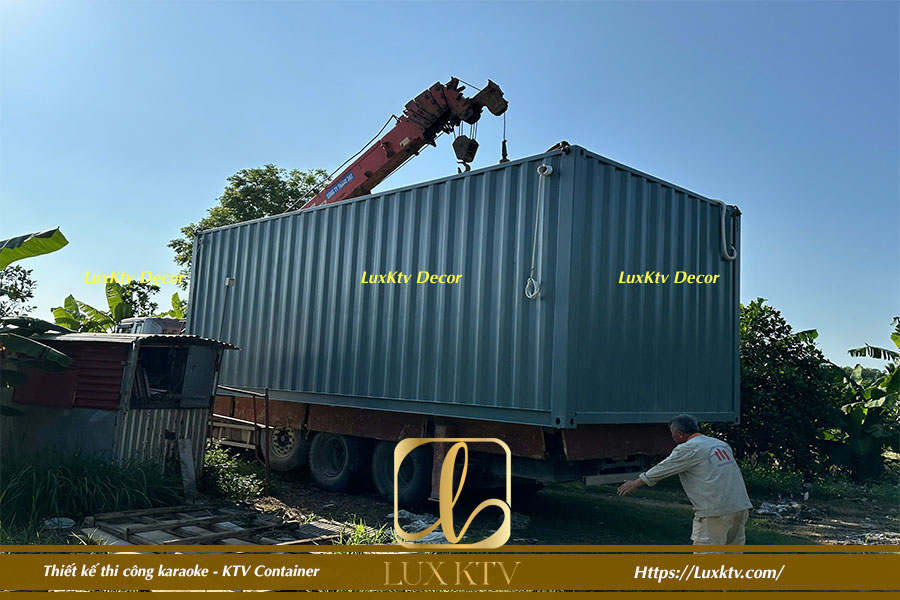 thi-cong-phong-hat-karaoke-di-dong-container-tai-son-la