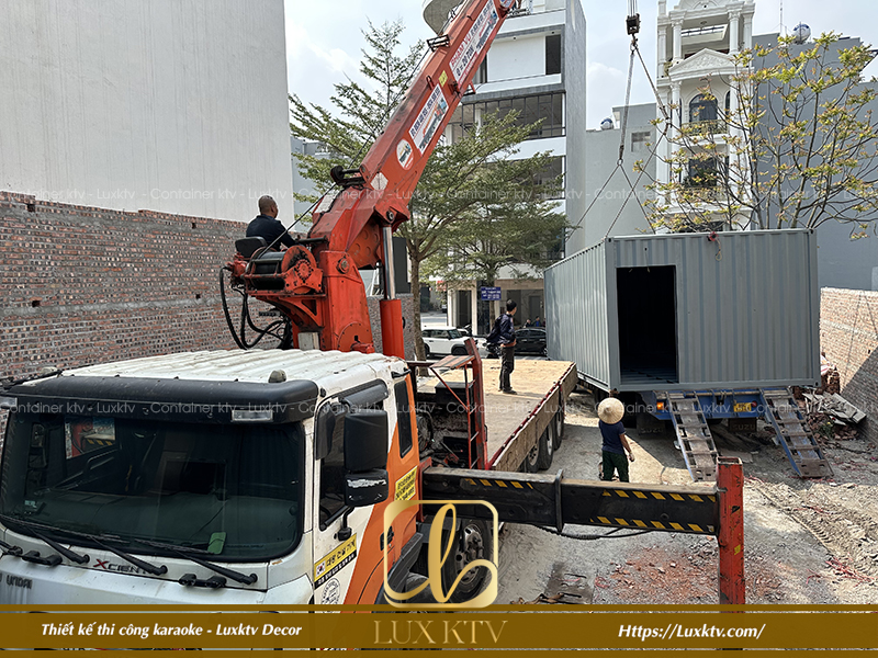 thi-cong-phong-hat-karaoke-trong-thung-container-di-dong